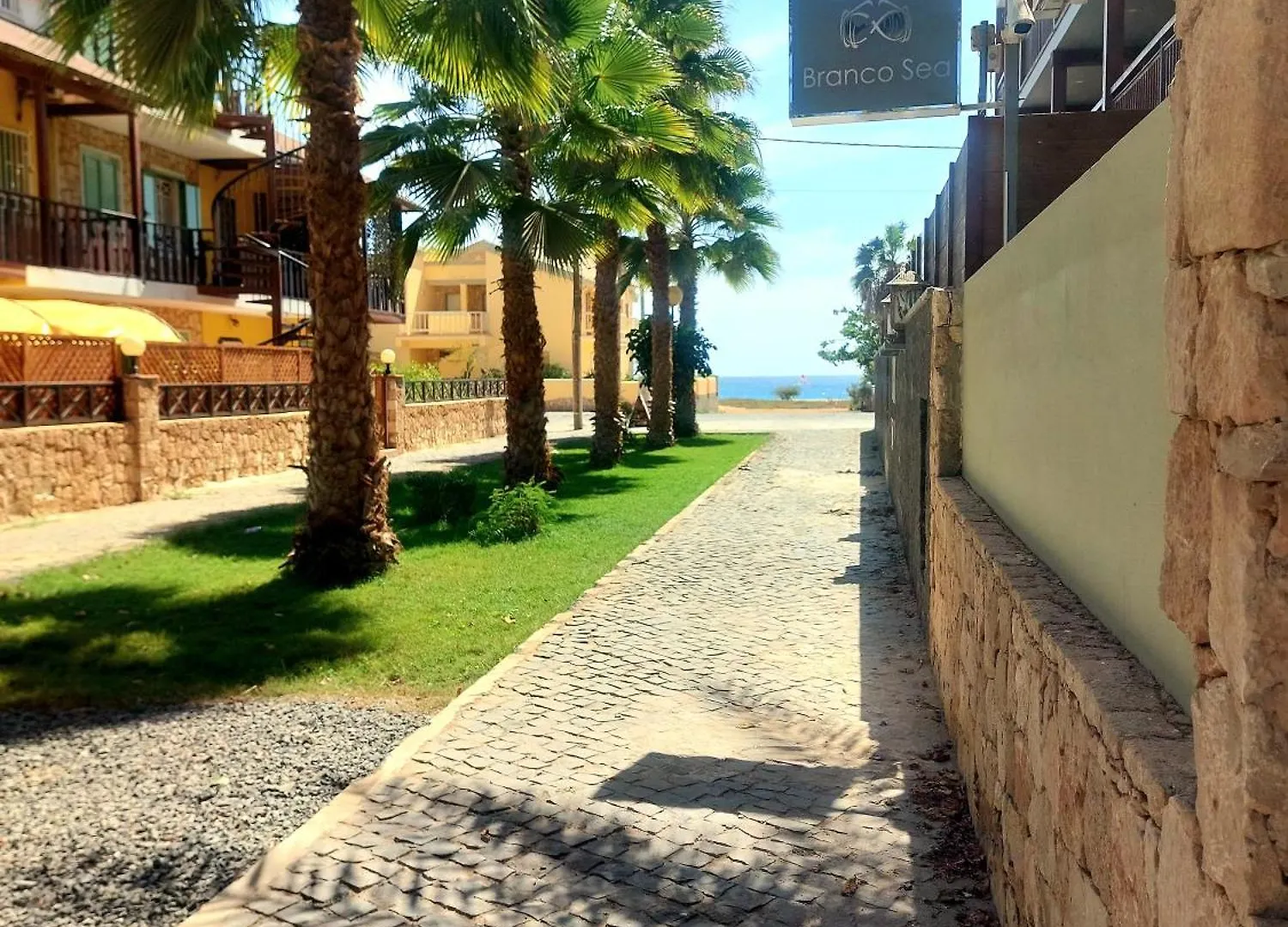 Branco Sea Holiday Apartments Santa María